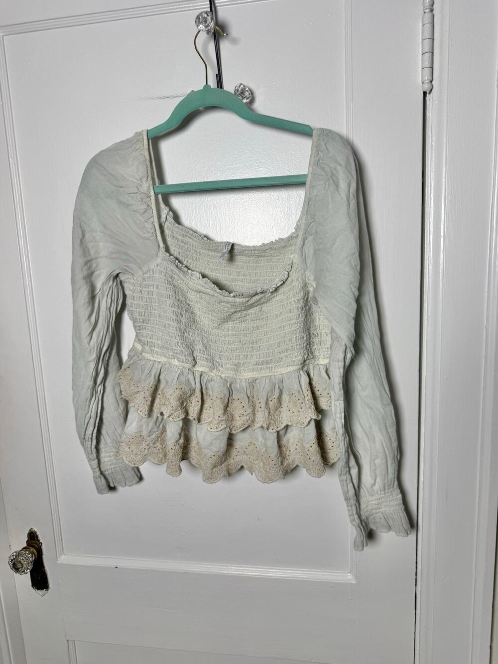 American Eagle Beige Smocked Ruffle Boho Fairycore Girly Feminine Top Size XL